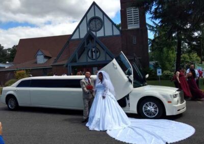 limo-wedding-with-all-events-limousine-in-vancouver-wa