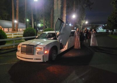 all-events-limousine-service-in-vancouver,-wa-at-night-on-the-town